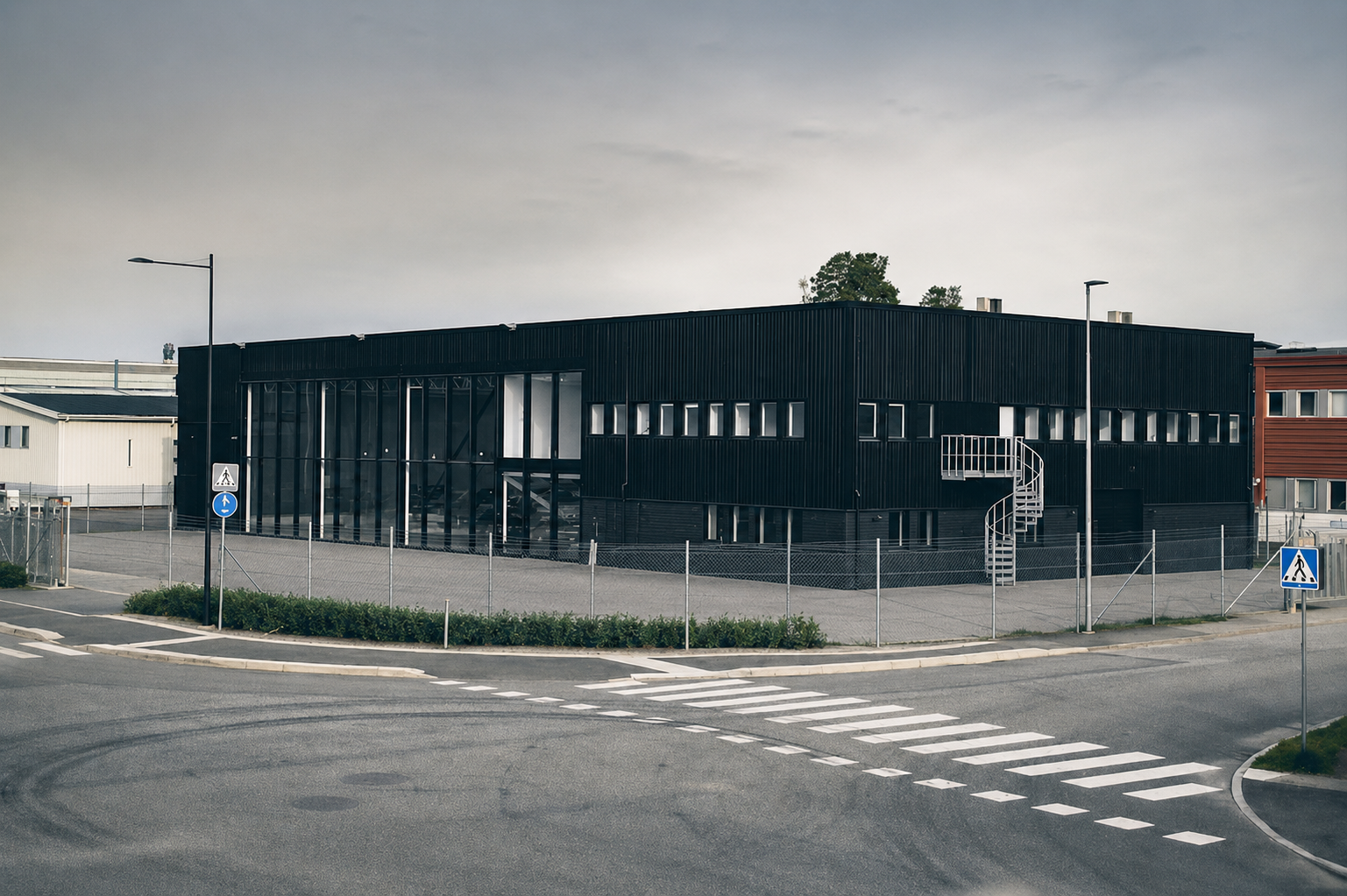 Industrifastighet Linjalen 3 i Täby Arninge